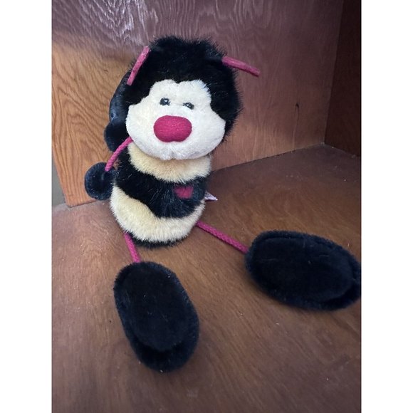 RUSS Berrie Bangles The Valentine Stuffed Bumble Bee Plush Toy - Picture 2 of 6